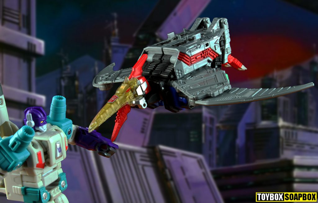 power of the primes swoop vs dreadwind transformers