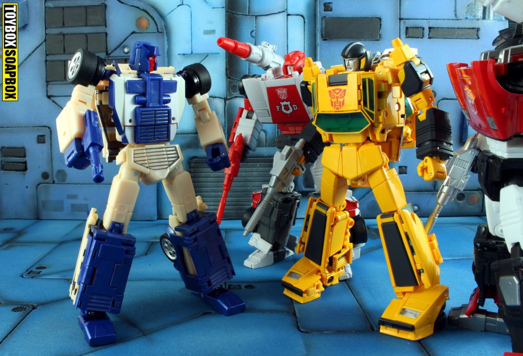 transformers masterpiece sunstreaker vs xtransbots crackup lambo bros