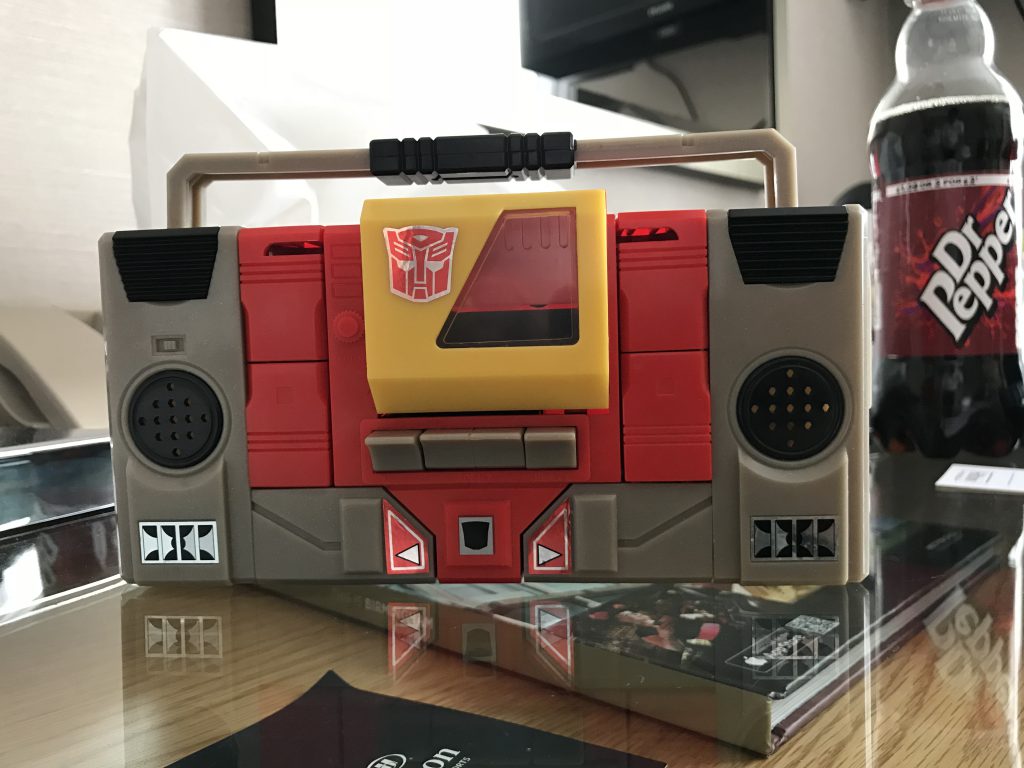 transformers g1 blaster tape deck mode