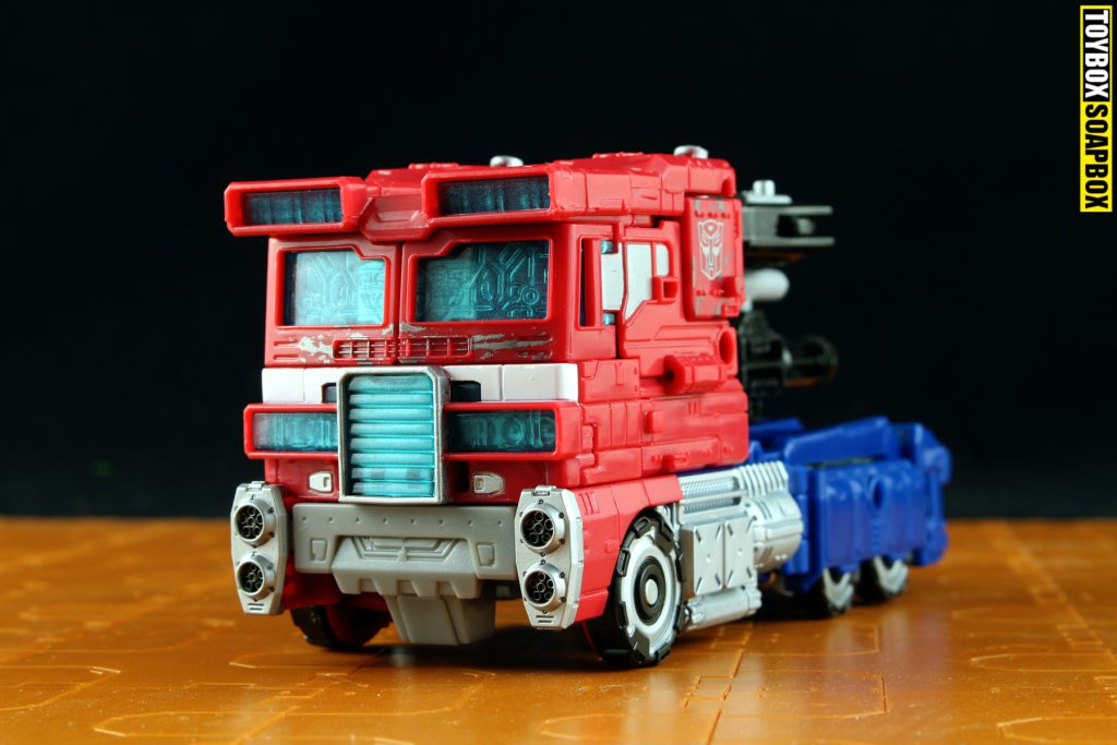 transformers siege optimus prime truck mode