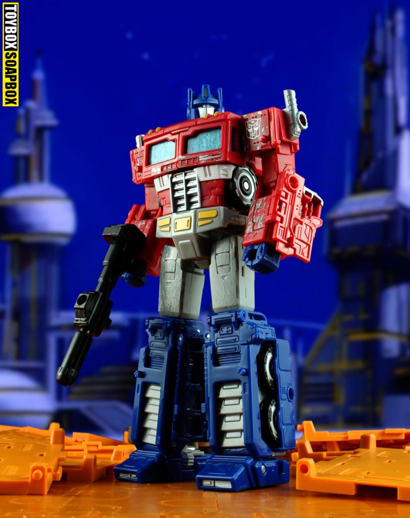 transformers siege optimus prime review