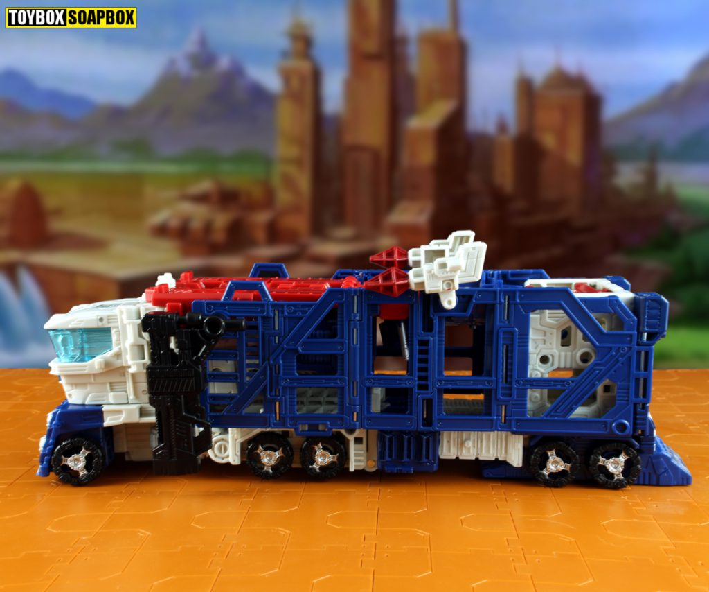 siege ultra magnus truck mode side 